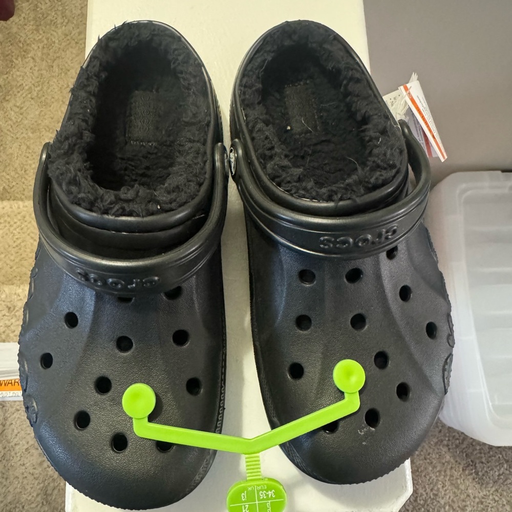Crocs Kids Fur Lined Black Clogs